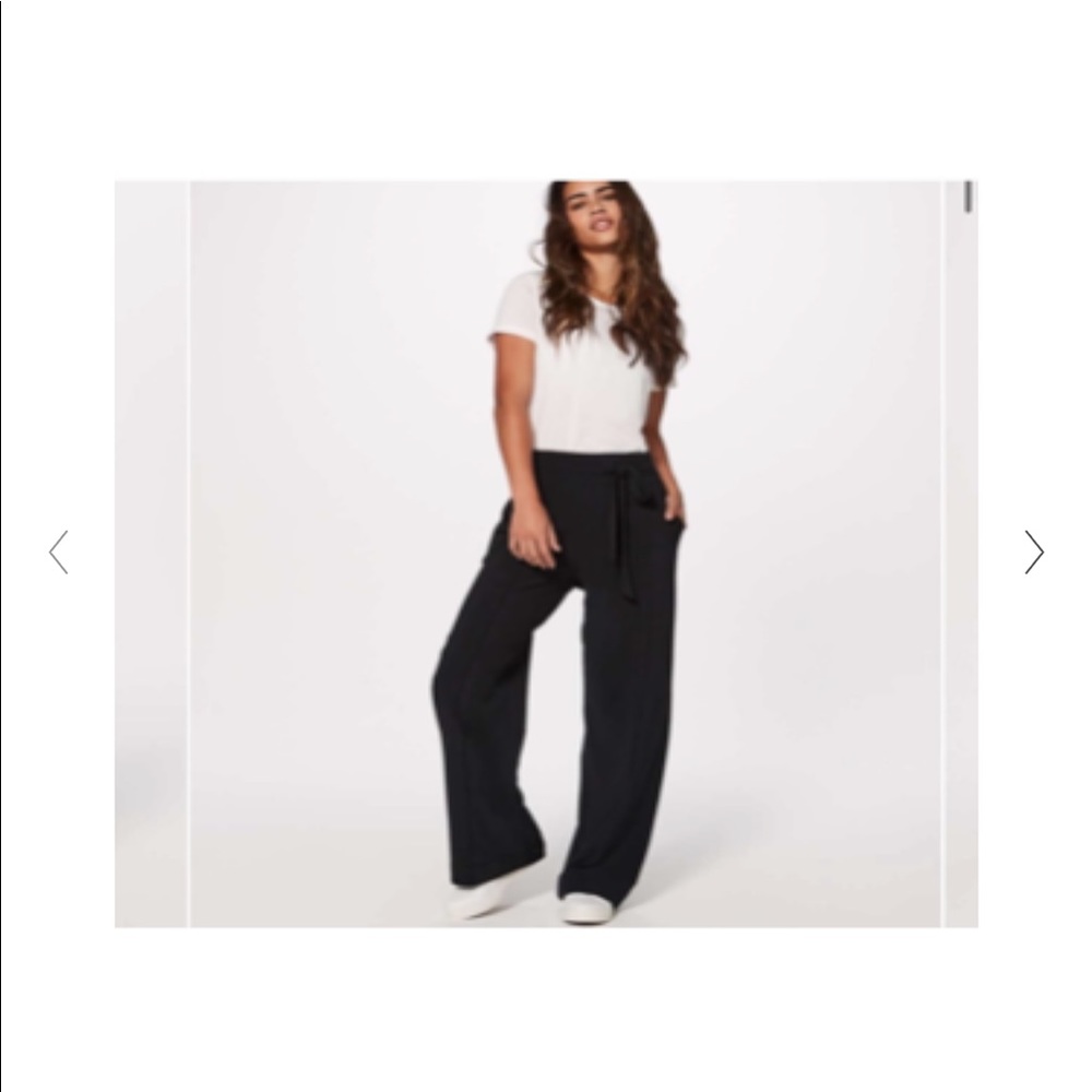 Lululemon Black Noir Tie Waist High Rise Wide Leg Pull-On Pants Womens Size 10